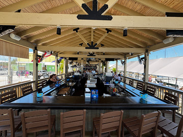 Waterfront Bar at Key Largo Fisheries | Fresh Seafood